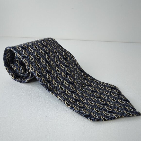Longchamp Paris Silk Blue Necktie Made in Italy - Picture 1 of 8